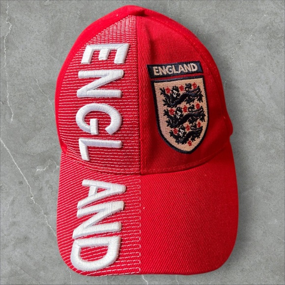 ✅England Football Club with 3D Embroidery and Crest Patch - Picture 8 of 16